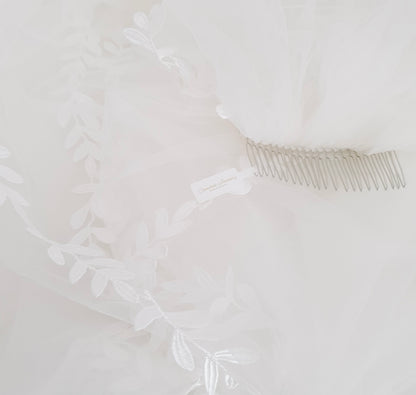 Voile de mariée dantelle 'Odd'