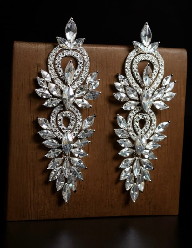 Boucles d’oreilles pendantes élégants 'Liza'