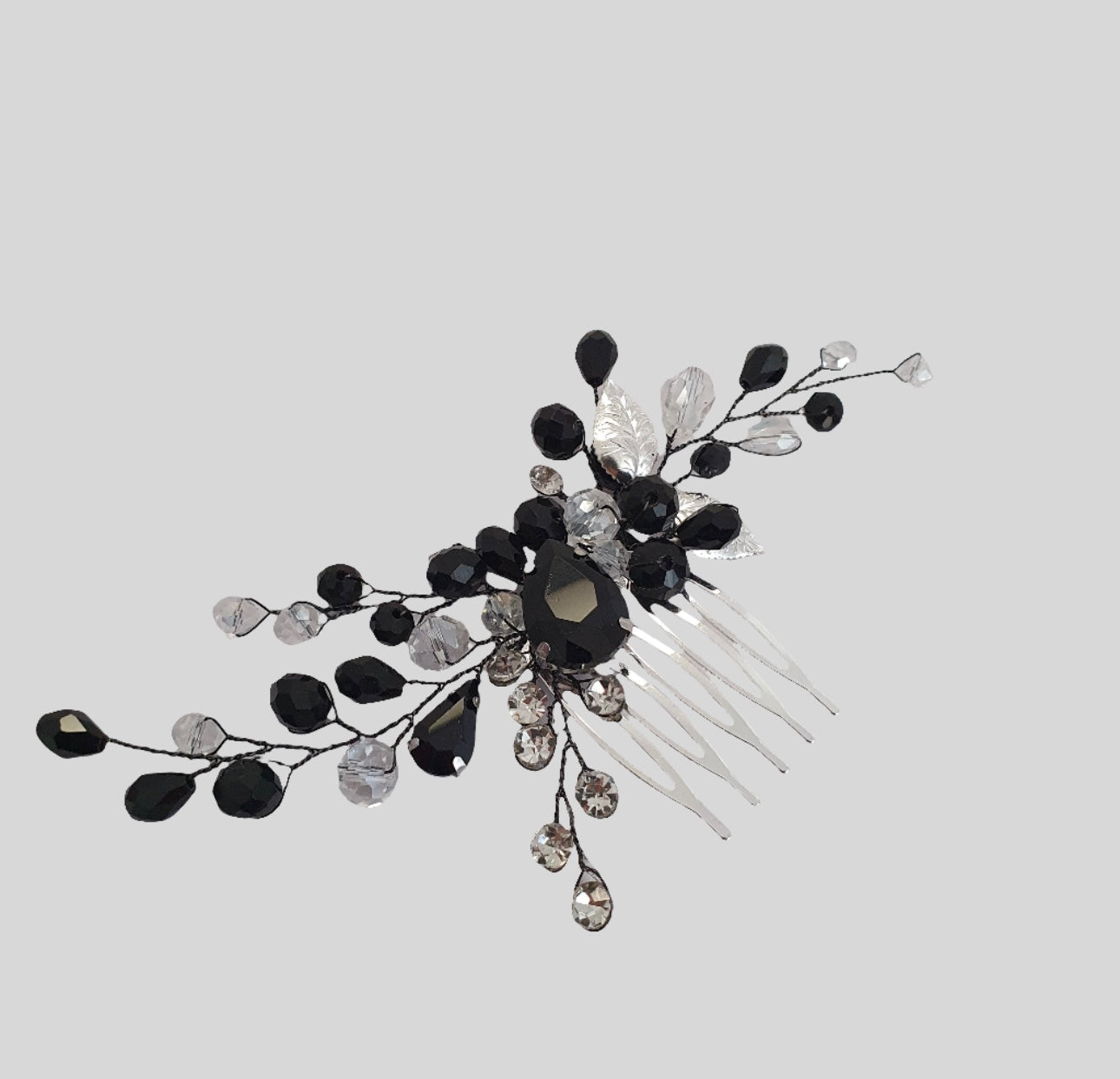 Peigne de cheveux mariée en cristal noir 'Lantana'
